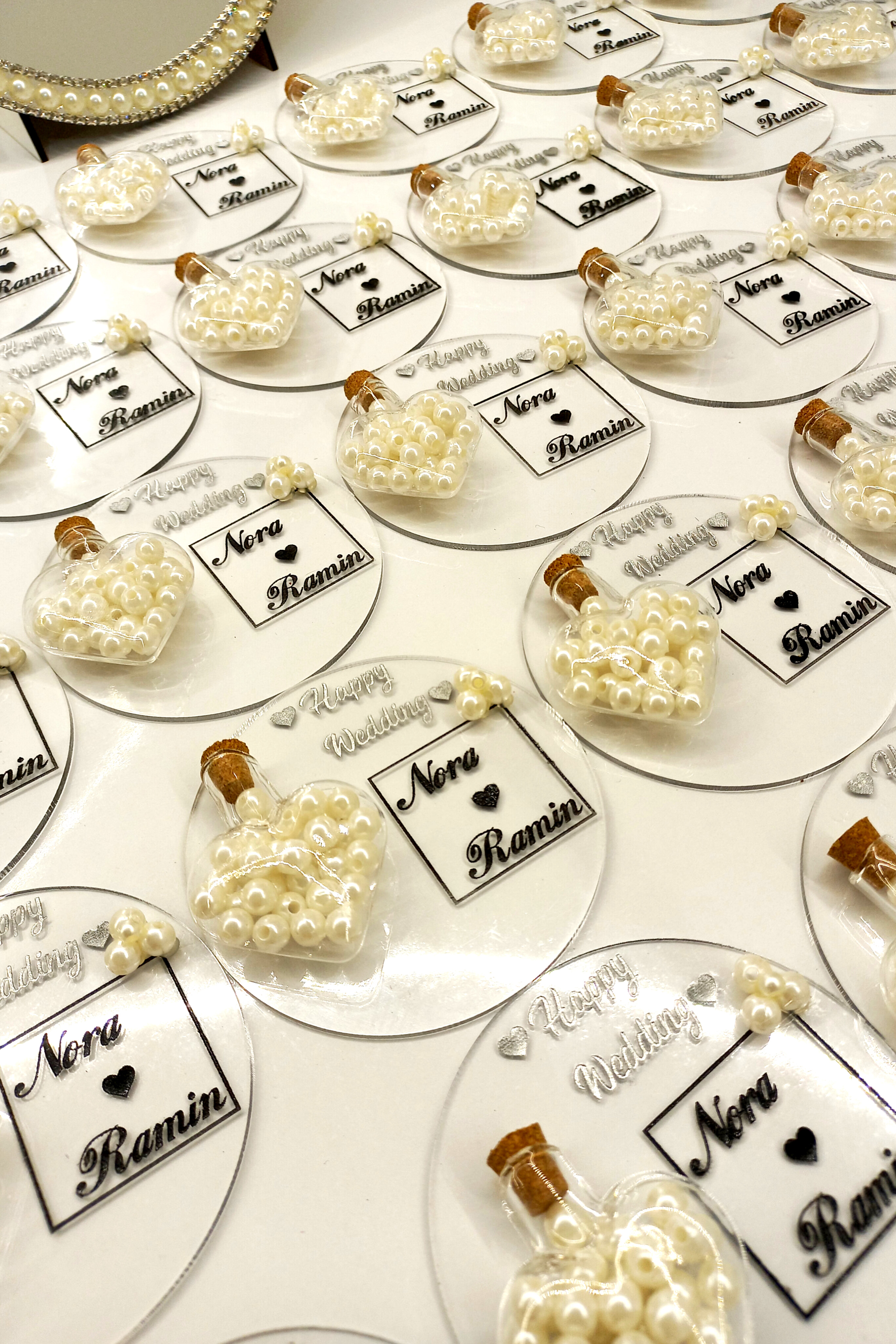 گیفت قلب شیشه ای مرواریدی