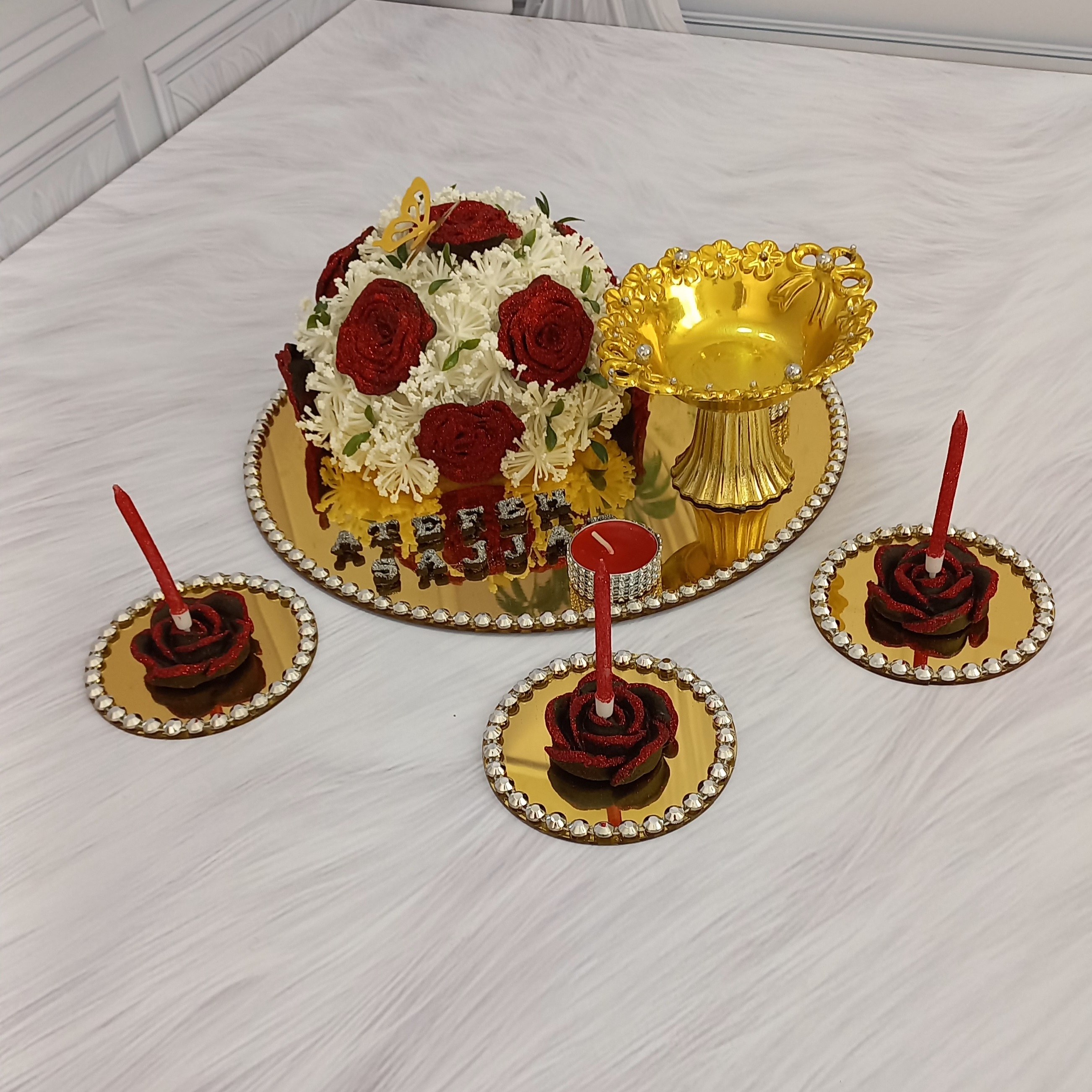 سینی حنابندان و شمع ساقدوش