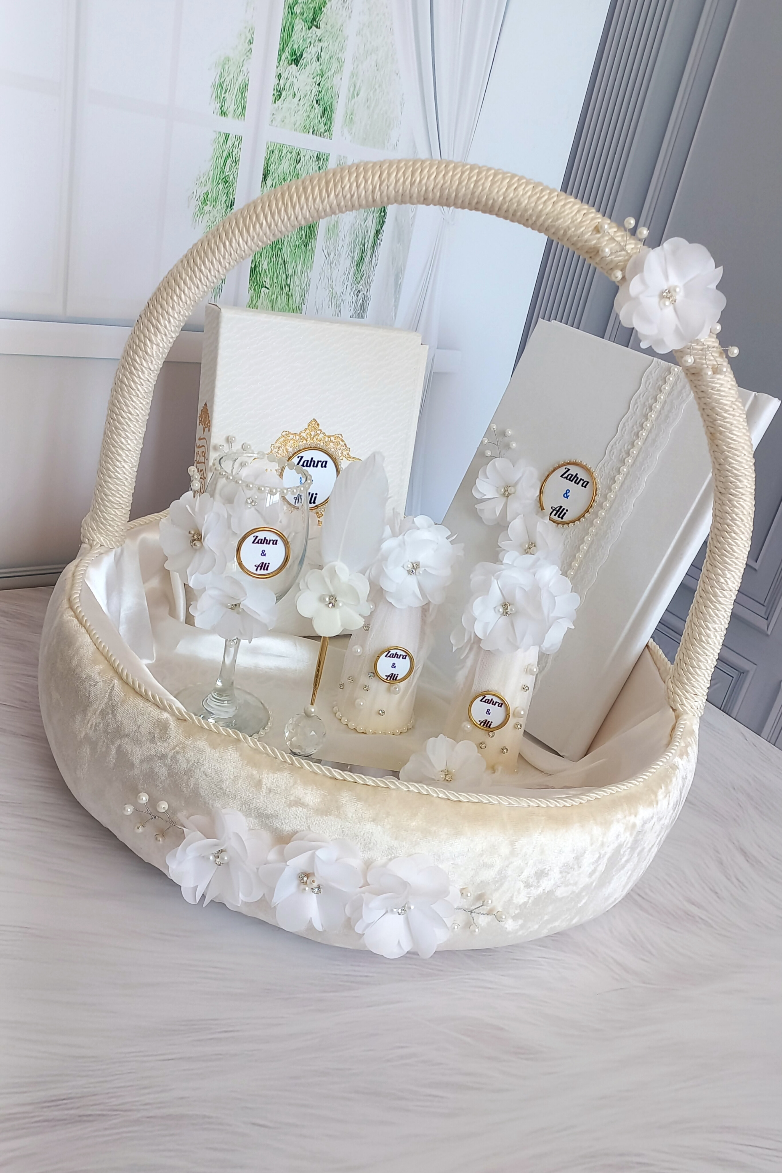 ست عقد گل حریر