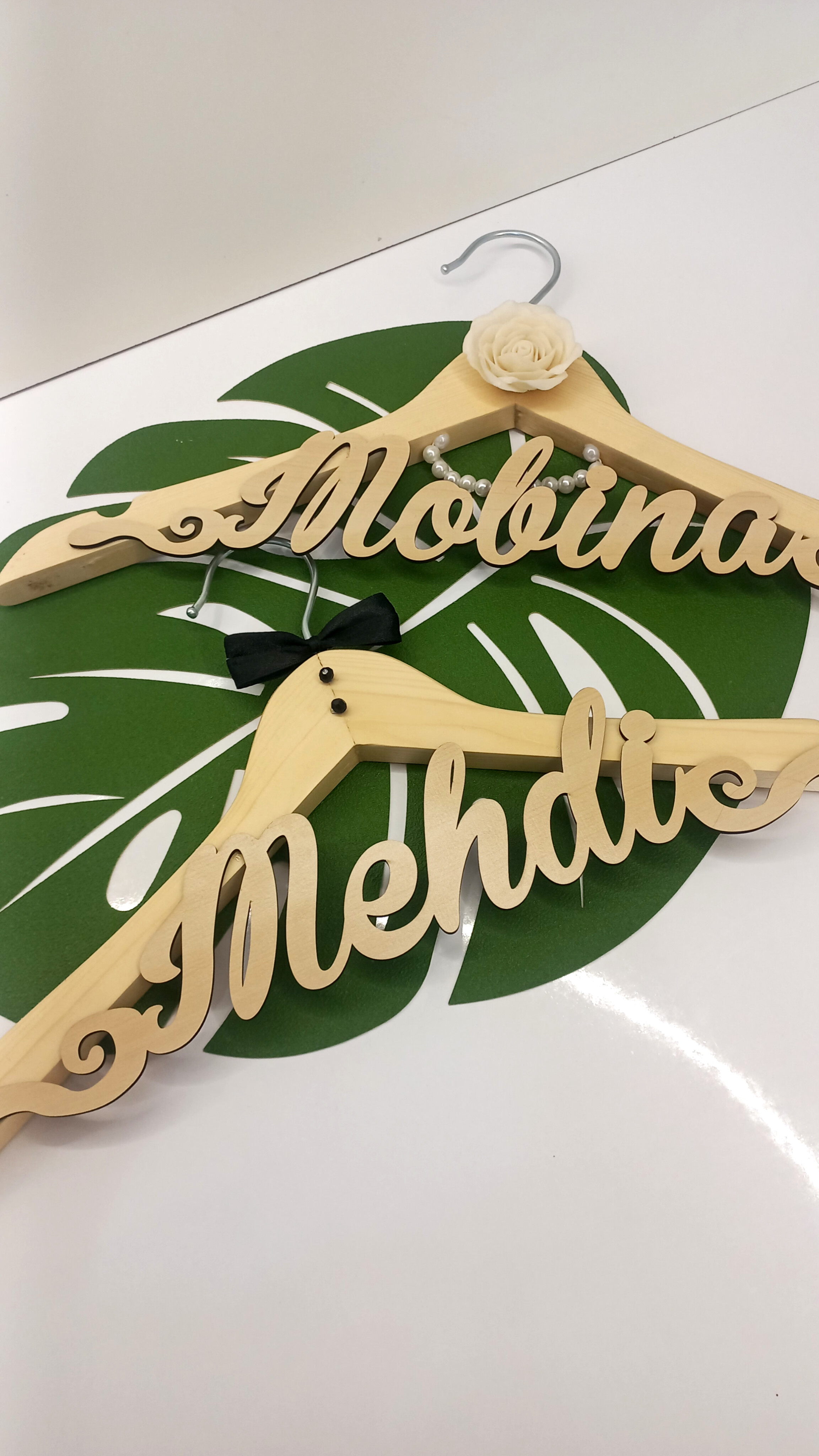 آویز لباس عروس داماد چوبی